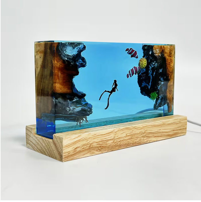 Scuba Diver and Fishes Resin Lamp VIP