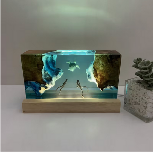 Divers and Turtles Resin Lamp
