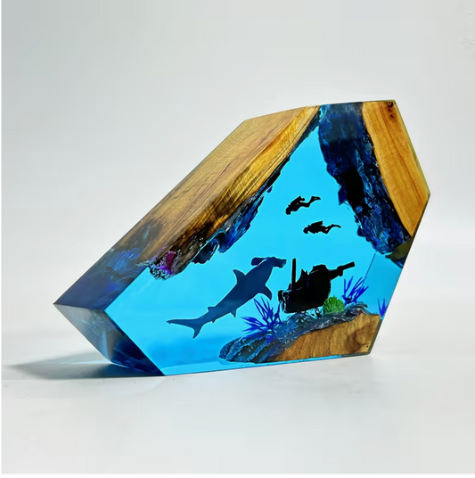 Hammer Head Shark and Divers Resin Lamp VIP