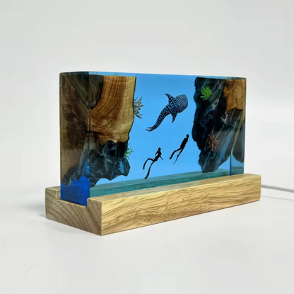 Divers and Whale Resin Lamp VIP